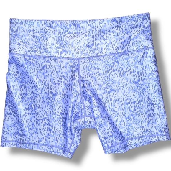 ATHLETA Elation 7” Printed Biker Short Liquid Petals‎ Periwinkle Purple - 2X - Picture 2 of 12